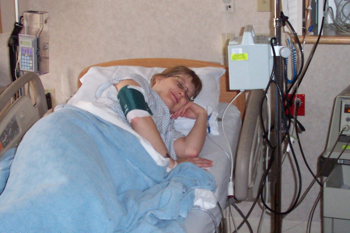 Esther Pregnant with Zane in Hospital